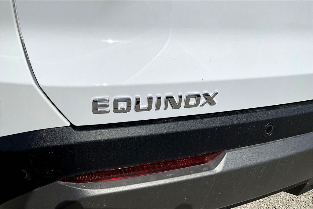 2026 Chevrolet Equinox LT - 9