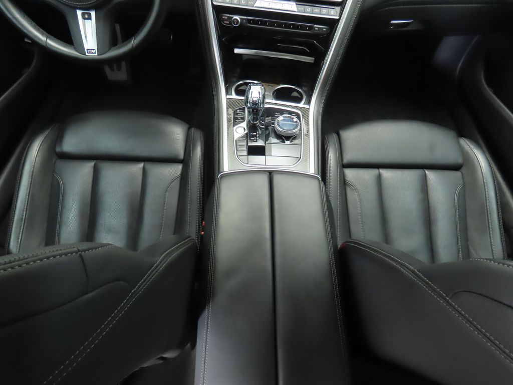 Thumbnail: 2022 BMW 8 Series - 17