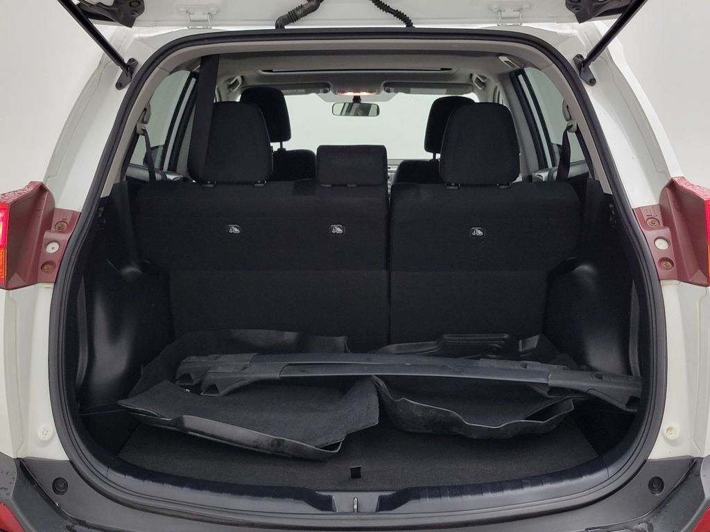 Thumbnail: 2015 Toyota RAV4 - 10