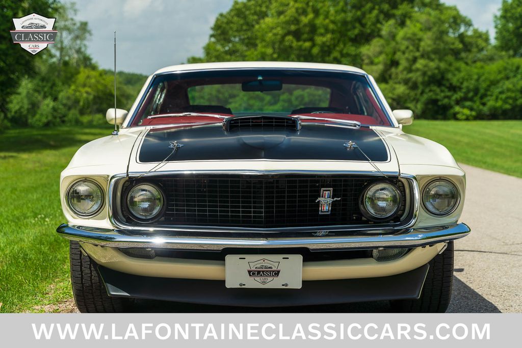 1969 Ford Mustang 37