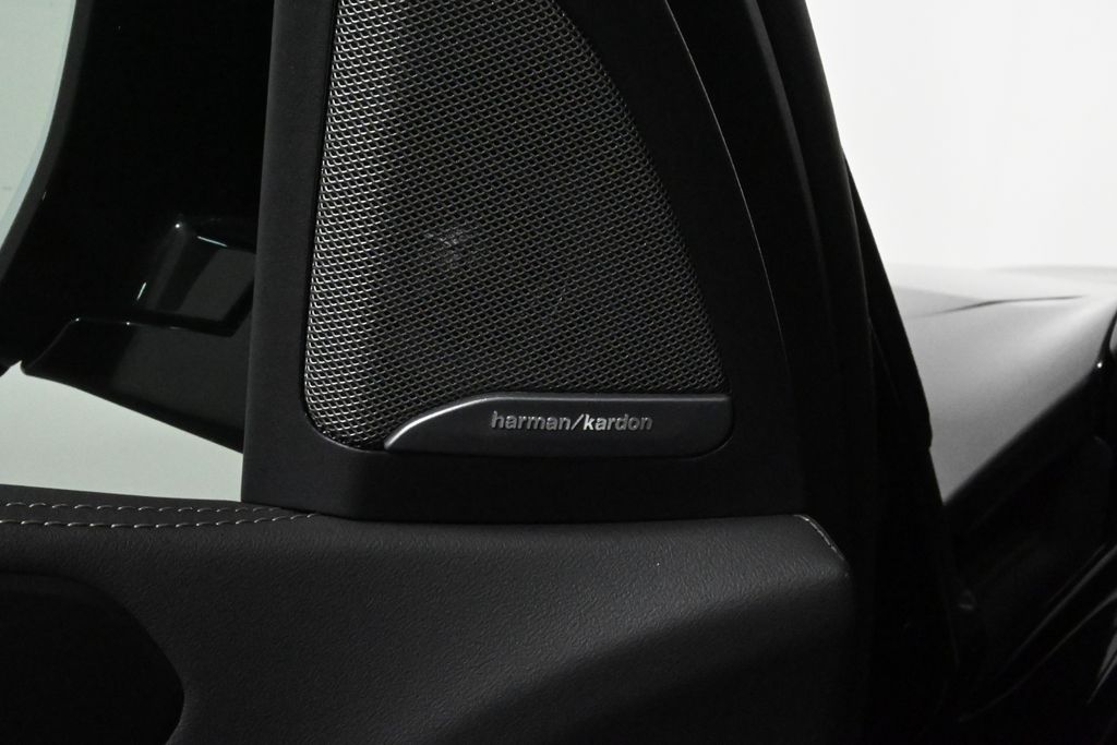 Thumbnail: 2026 BMW X5 - 30