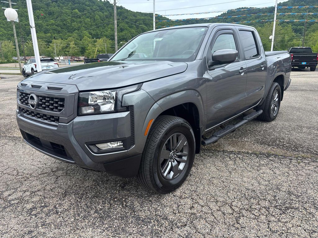  2025 Nissan Frontier SV Crew Cab 4WD   