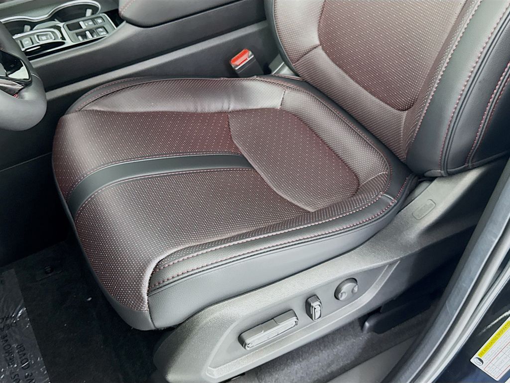 Used Car 2025 Honda Pilot  Black Edition For Sale Under $50,000 In Austin, Texas