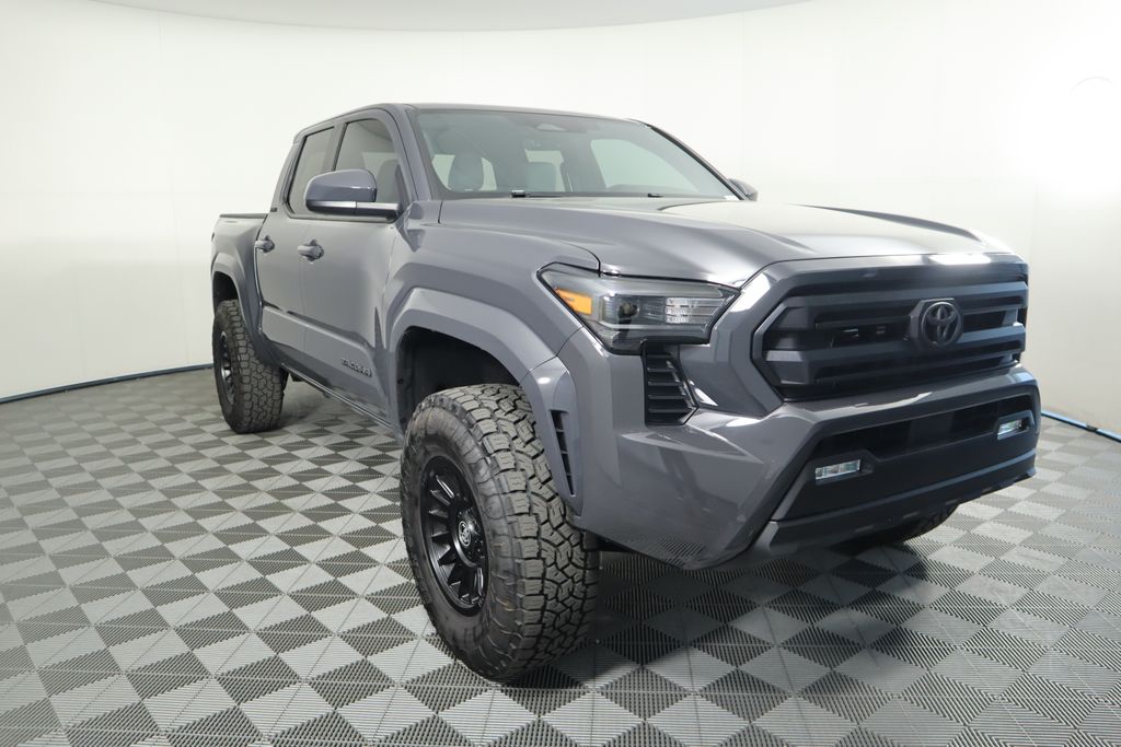 2024 Toyota Tacoma SR5 3