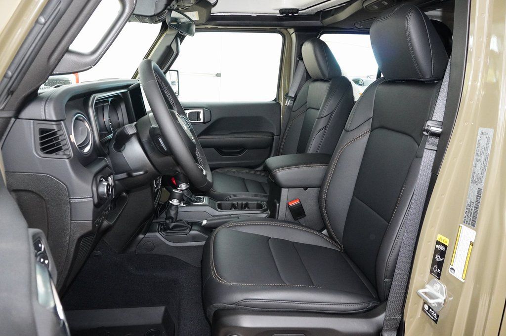 New Car 2025 Jeep Gladiator  Sport For Sale Under $50,000 In Weatherford, Texas