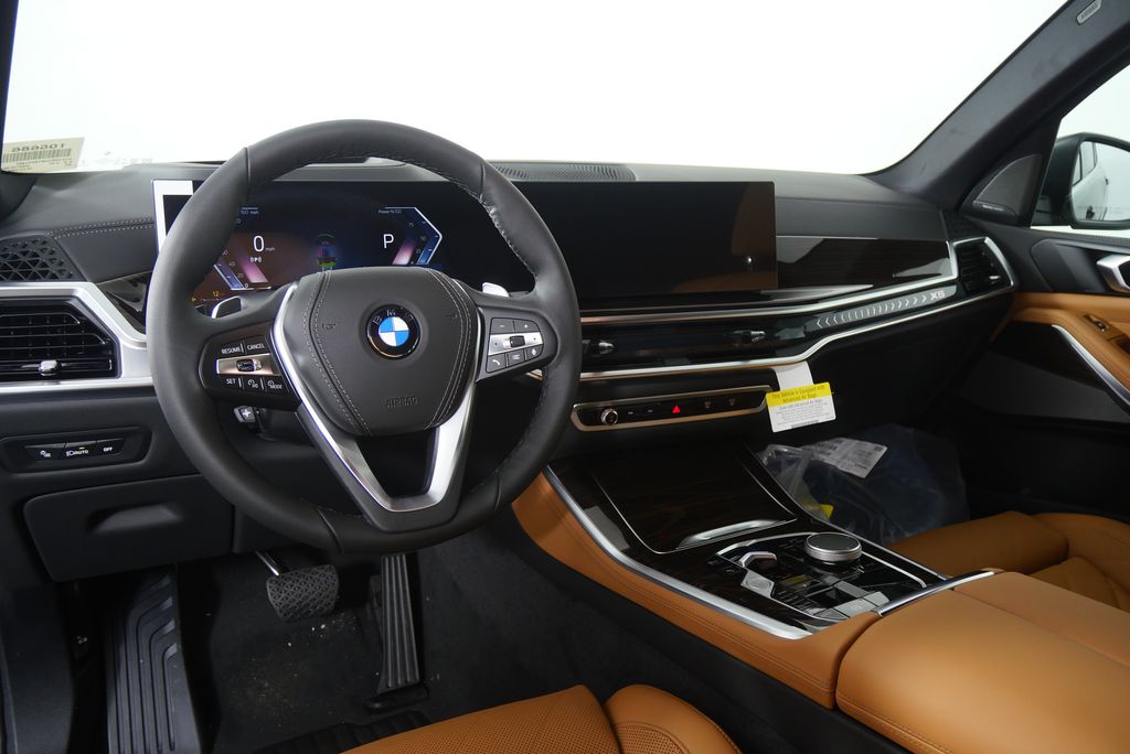 Thumbnail: 2026 BMW X5 - 17