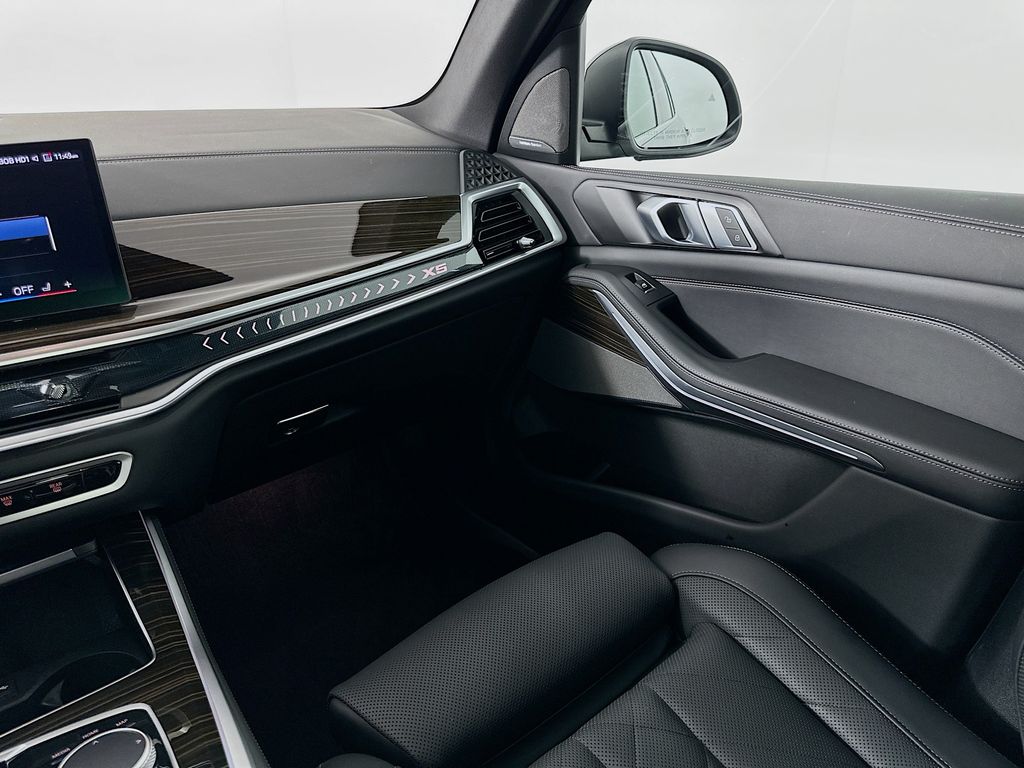 Thumbnail: 2025 BMW X5 - 24