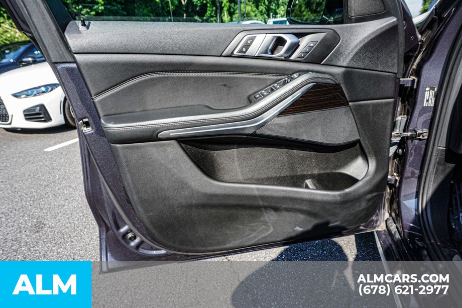 Used 2019 Gray BMW xDrive40i image 49
