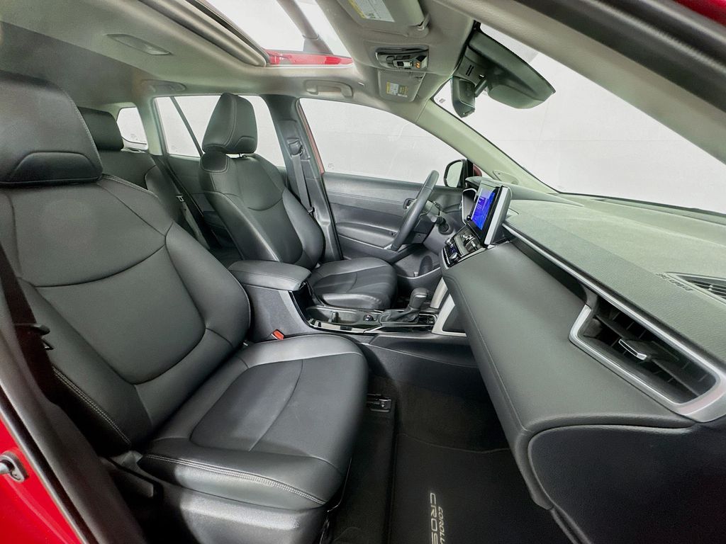 Used Car 2024 Toyota Corolla Cross  Xle For Sale Under $30,000 In Austin, Texas