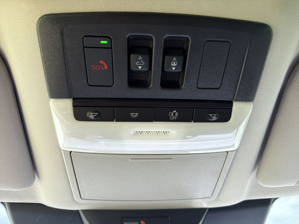 Used 2025 Nissan Pathfinder SUV