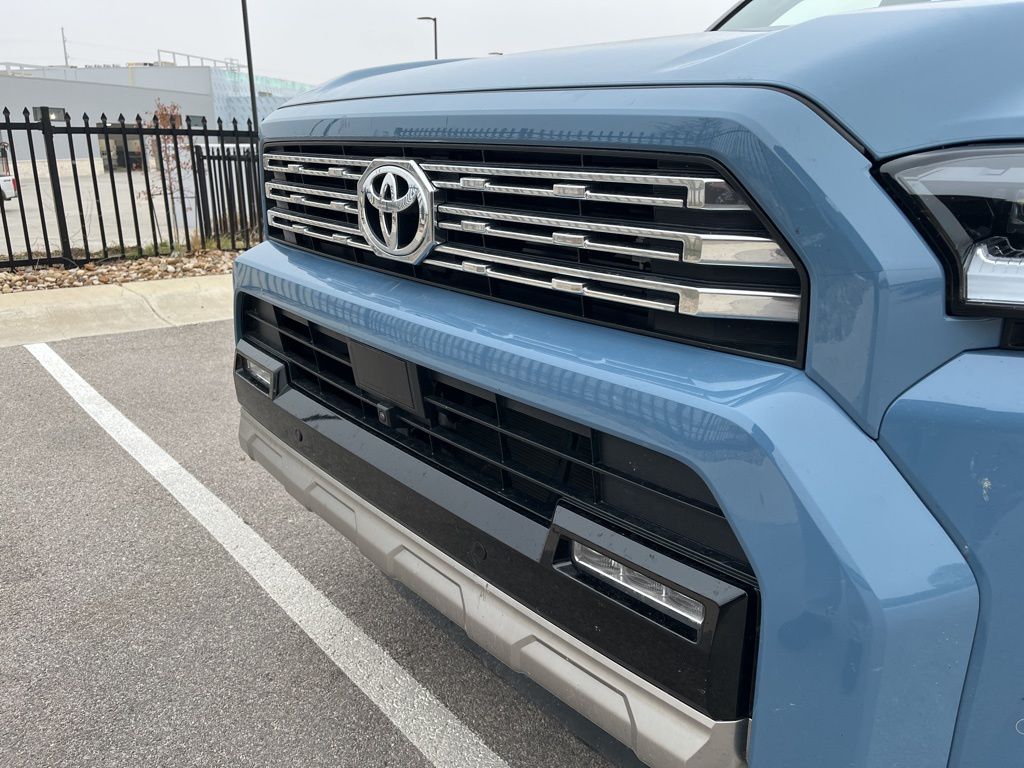 Thumbnail: 2025 Toyota 4Runner - 16