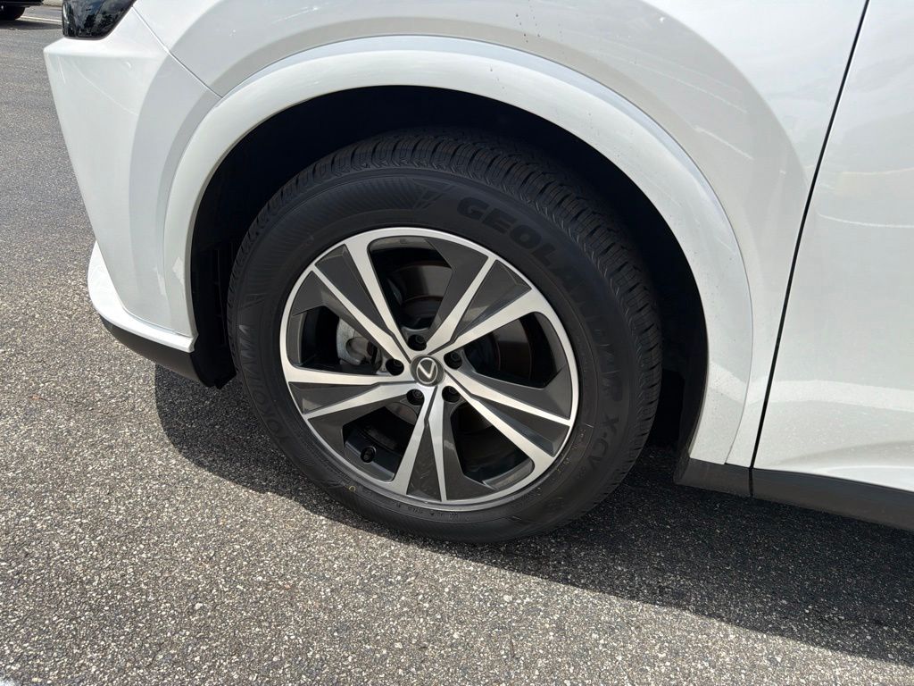 Thumbnail: 2024 Lexus RX - 9