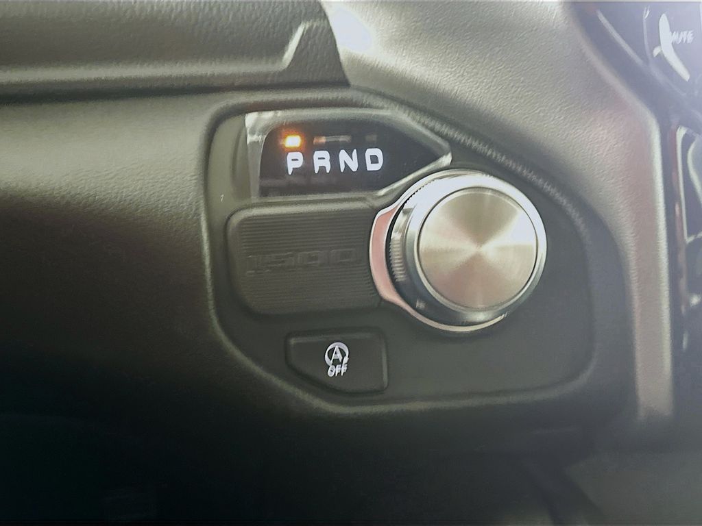 New 2026 Blue Ram Laramie 12in image 12