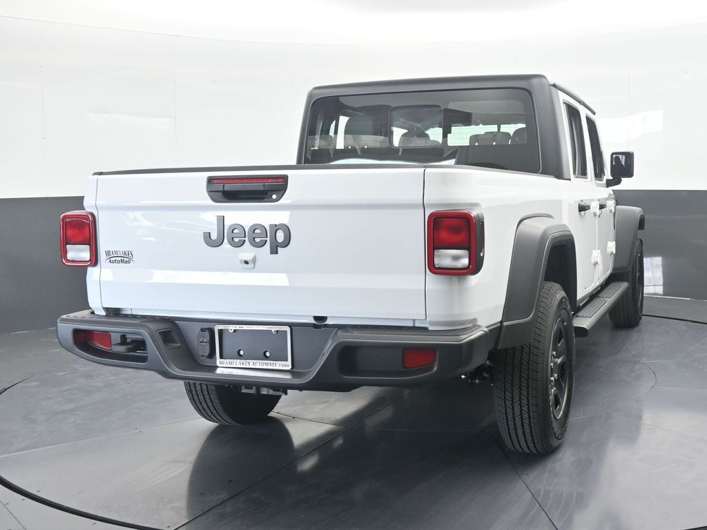 New 2026 bright white clearcoat Jeep Sport image 5