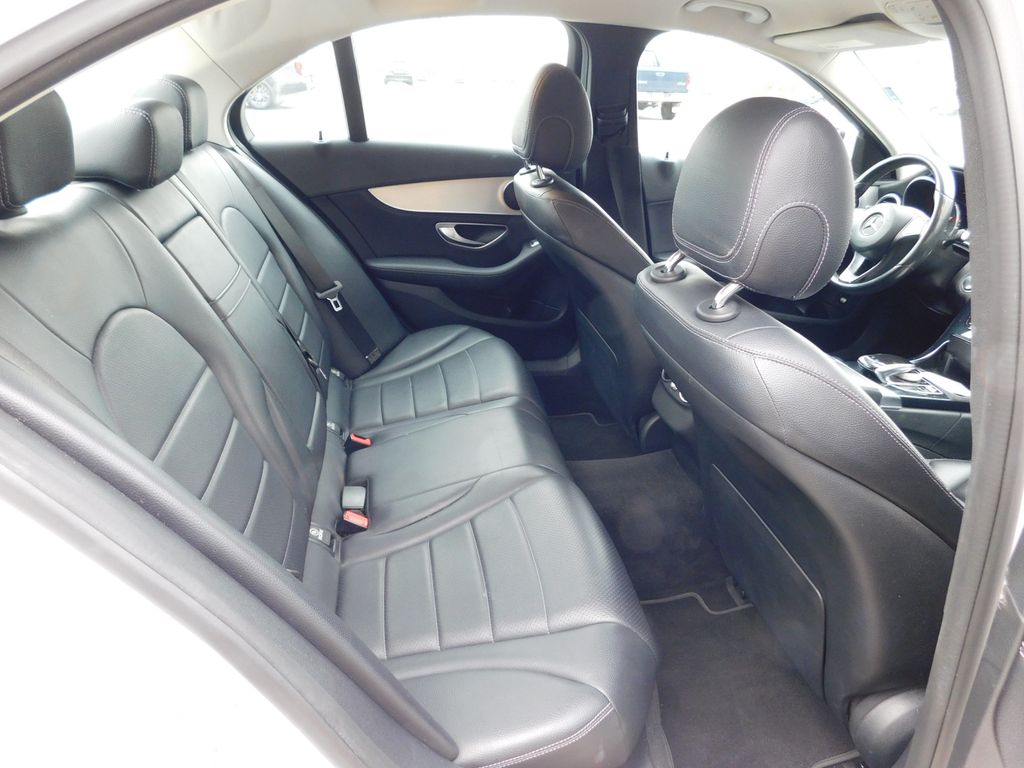 Thumbnail: 2015 Mercedes-Benz C-Class - 5