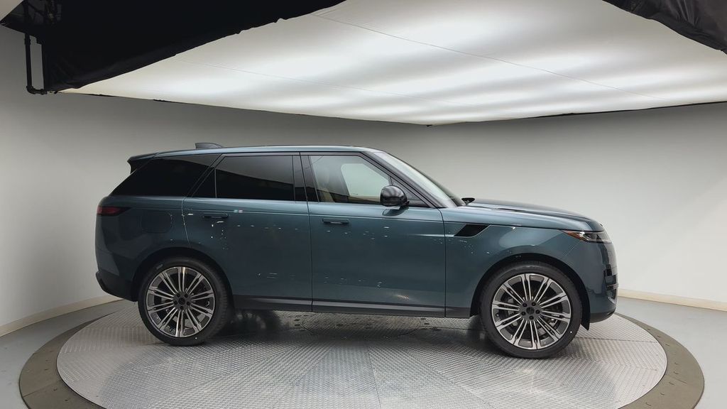 Thumbnail: 2026 Land Rover Range Rover Sport - 9