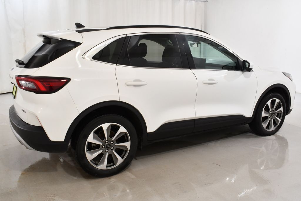 Used 2023 White Ford Platinum Hybrid image 11