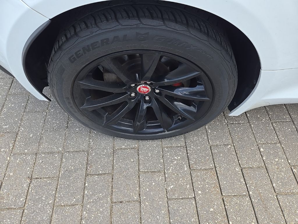 Used 2019 White Jaguar P340 image 12