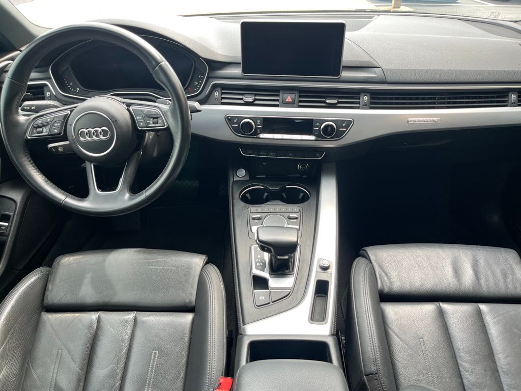 Thumbnail: 2019 Audi A4 - 23