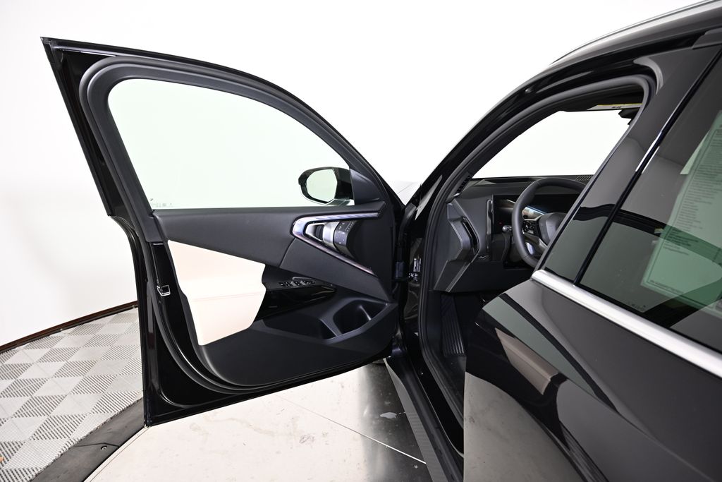 Thumbnail: 2026 BMW X3 - 21