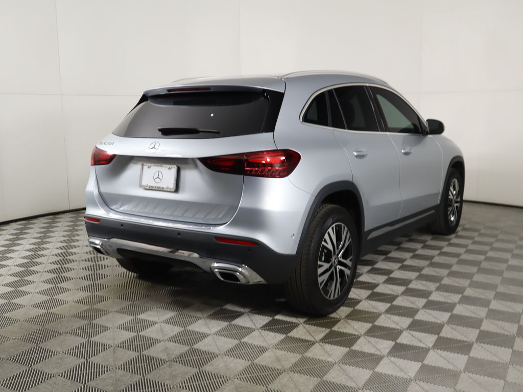 Thumbnail: 2025 Mercedes-Benz GLA - 5