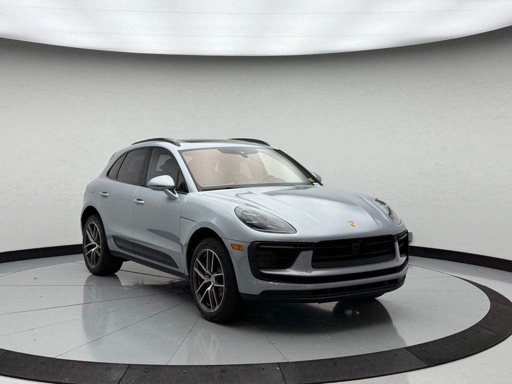 2024 Porsche Macan S 7