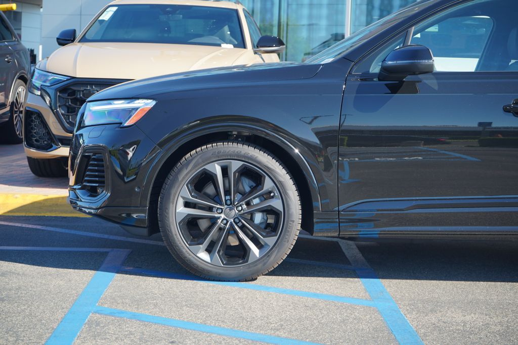 Thumbnail: 2026 Audi Q7 - 2