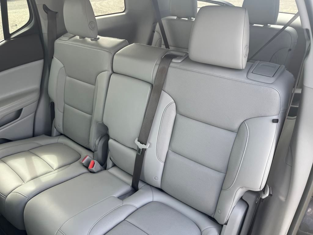 2019 Iridium Metallic GMC Acadia SLT-2 AWD SUV