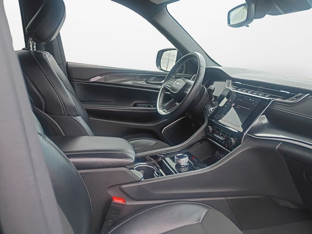 Used Car 2021 Jeep Grand Cherokee L  Altitude For Sale Under $25,000 In Austin, Texas