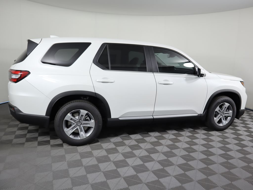 Thumbnail: 2025 Honda Pilot - 4