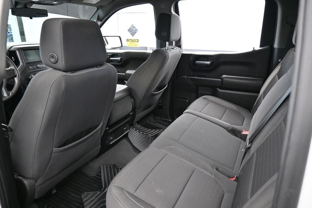 Used 2022 Summit White Chevrolet Custom image 34
