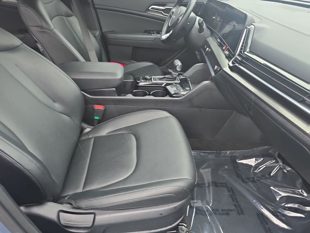 Used 2025 Kia Sportage SUV