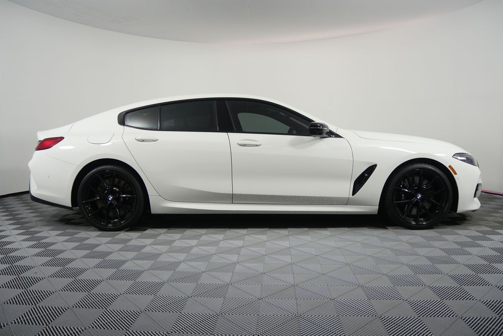 Thumbnail: 2023 BMW 8 Series - 2