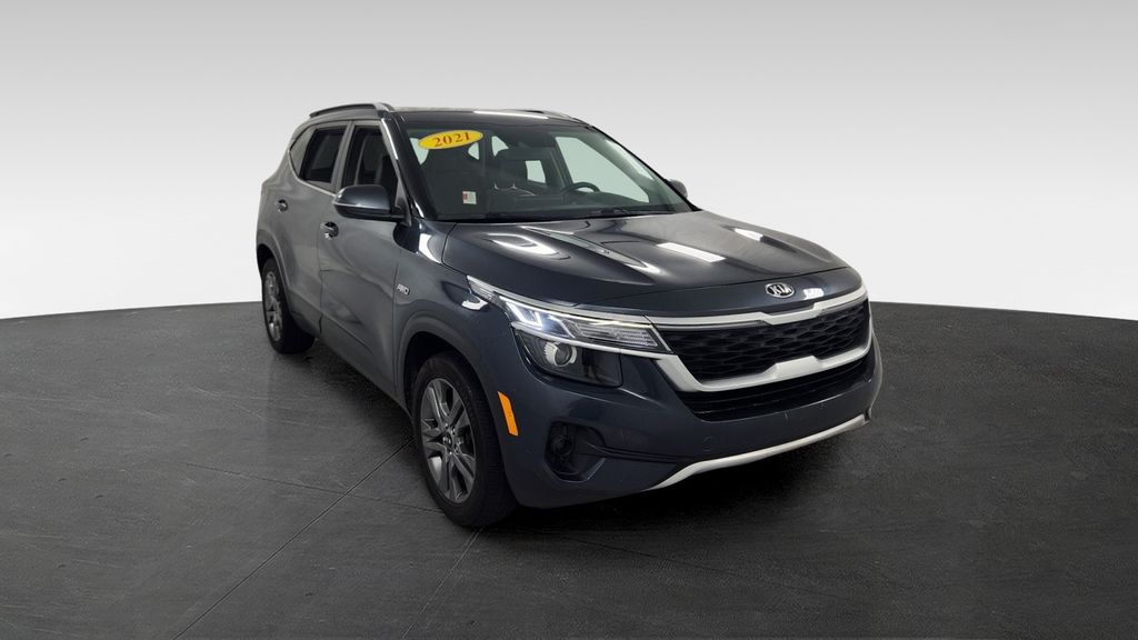 Gravity Gray 2021 Kia Seltos SUV / Crossover All-Wheel Drive Continuously Variable Transmission