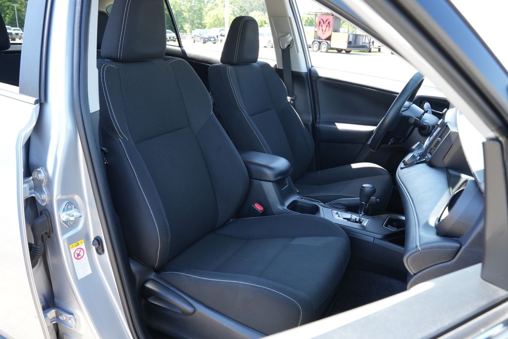 2017 Toyota RAV4 XLE Silver at Genesis of Spring