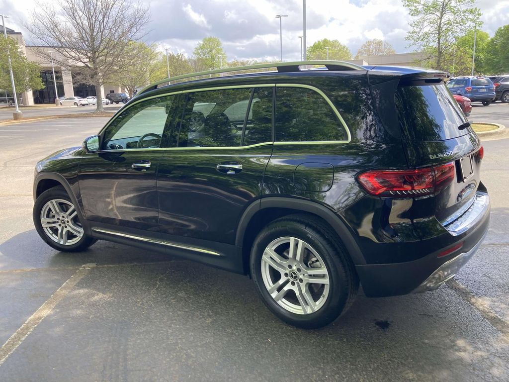 Used 2020 Black Mercedes-Benz GLB 250 image 4
