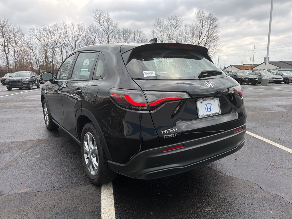 Thumbnail: 2024 Honda HR-V - 3
