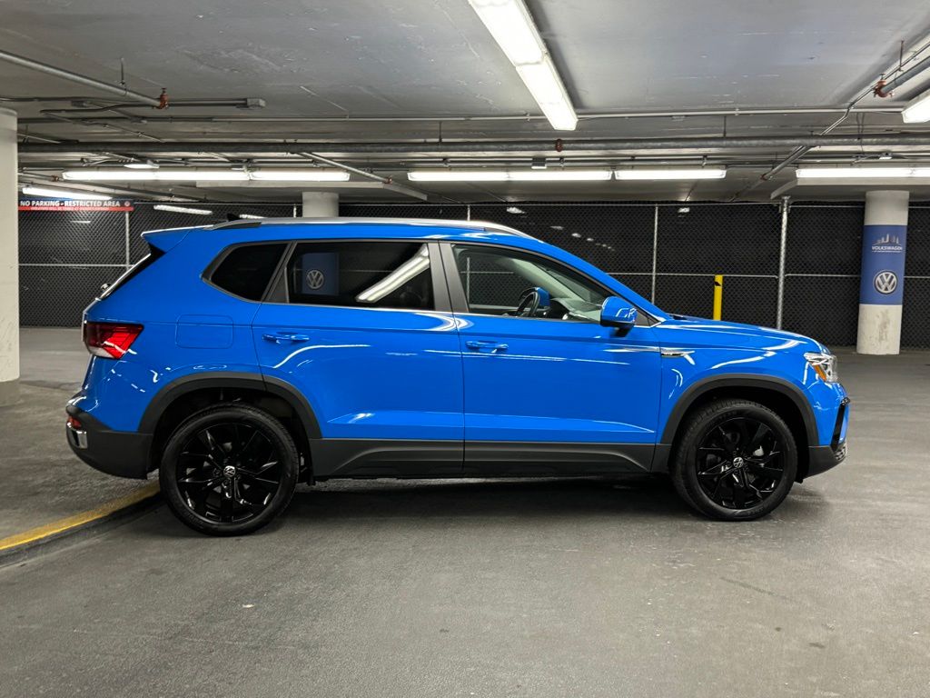 2022 Volkswagen Taos 1.5T SEL 36