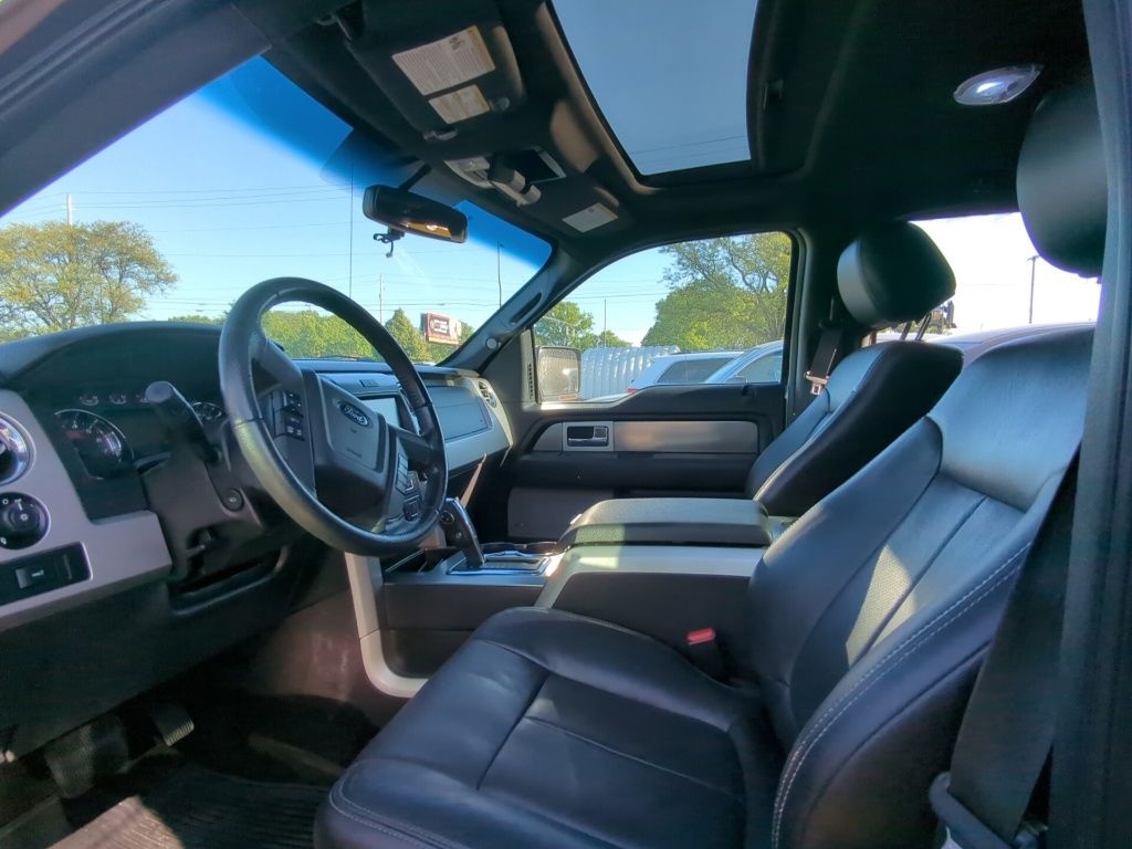 View vehicle photo 7