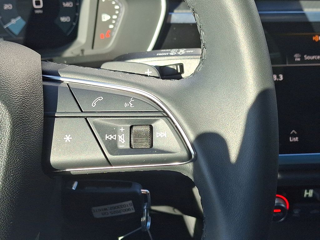 Thumbnail: 2025 Audi Q3 - 22