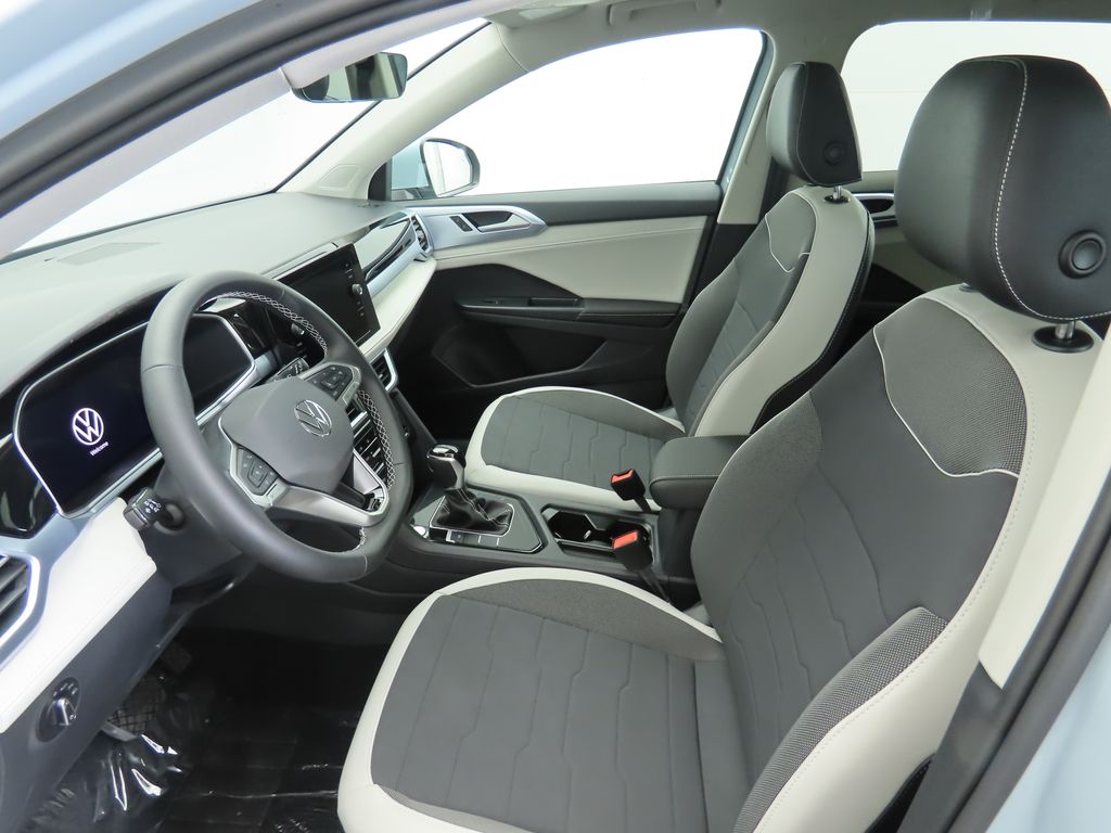 Thumbnail: 2026 Volkswagen Taos - 17