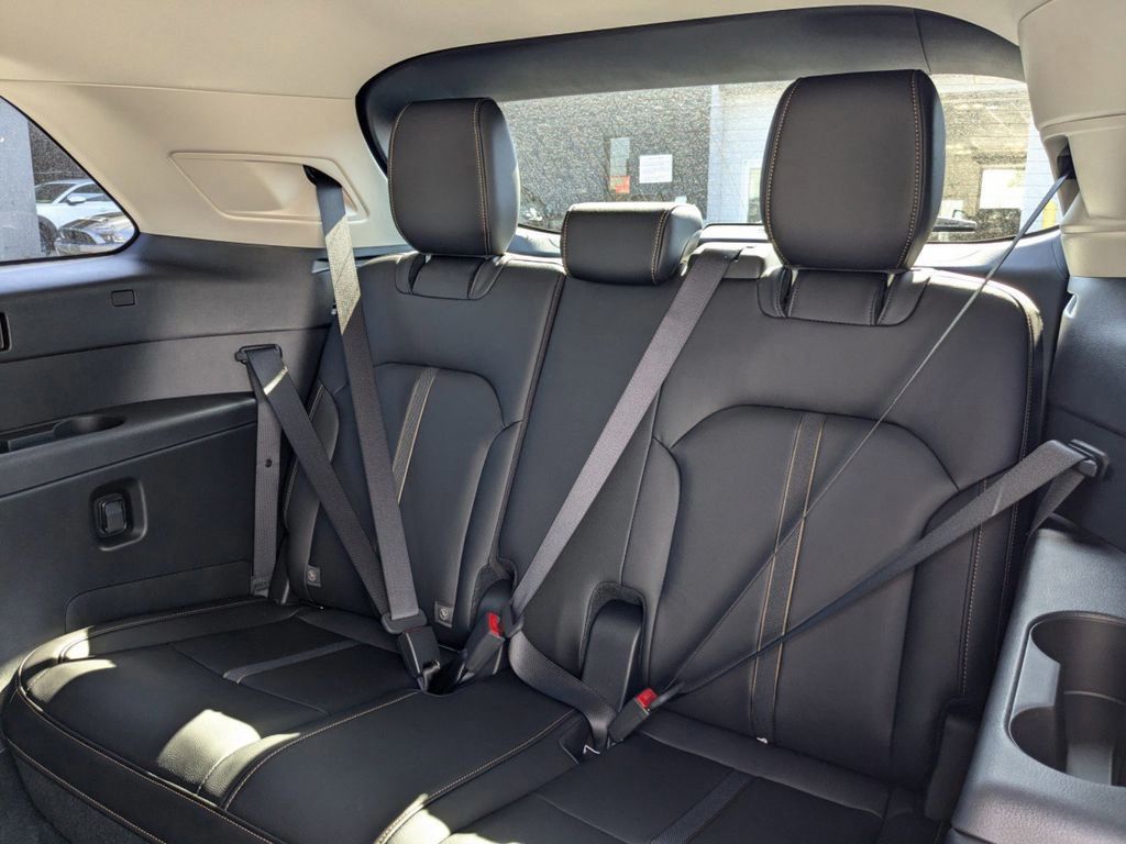 2025 Mazda CX-90 3.3 Turbo Select Package