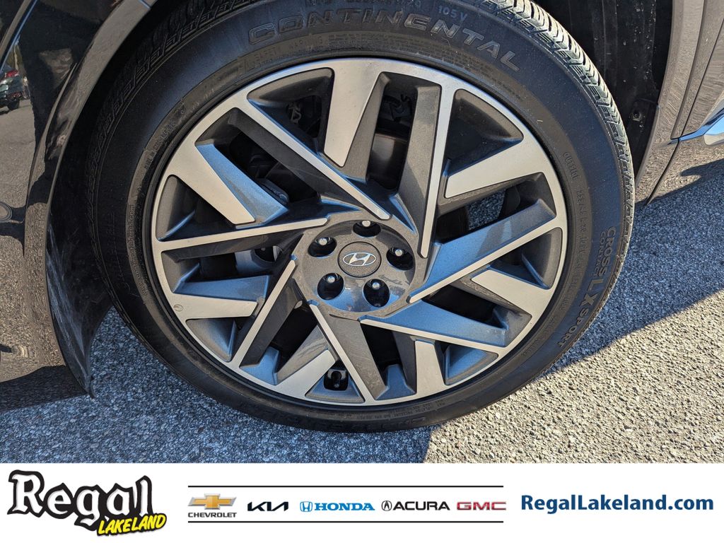 used 2023 Hyundai Santa Fe car, priced at $28,492