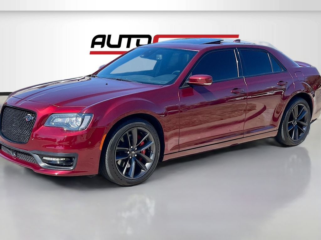 Used 2023 Red Chrysler C image 3