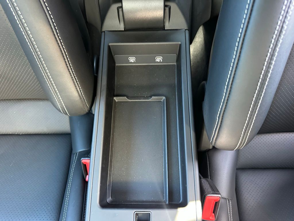 Thumbnail: 2025 Porsche 911 - 29