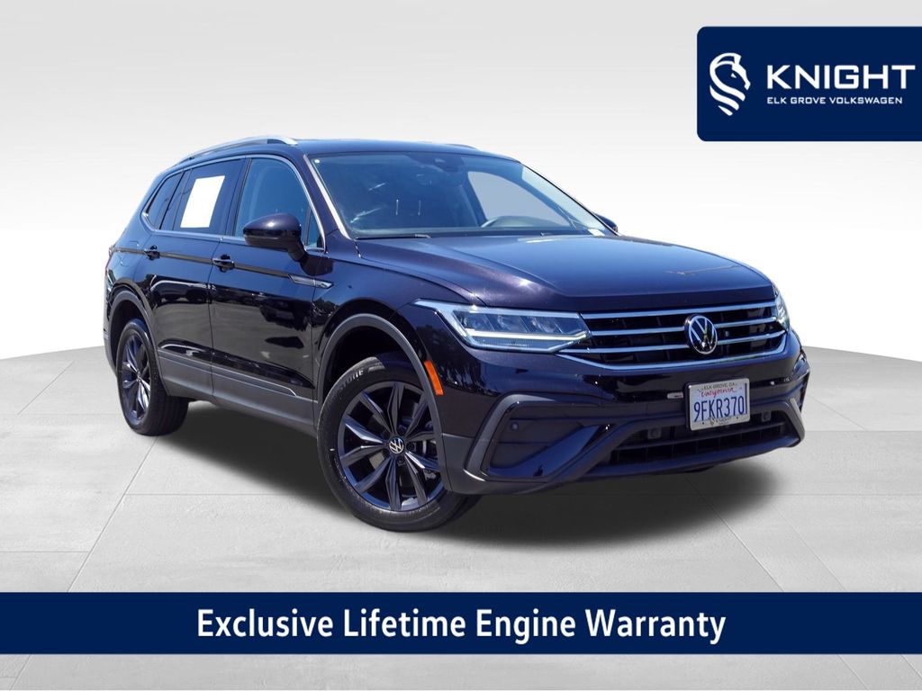 Deep Black Pearl 2023 Volkswagen Tiguan SUV / Crossover Front-Wheel Drive 8-Speed Automatic