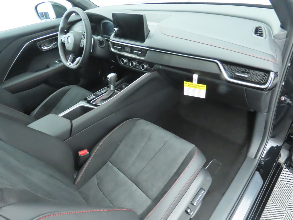 Thumbnail: 2025 Acura ADX - 18