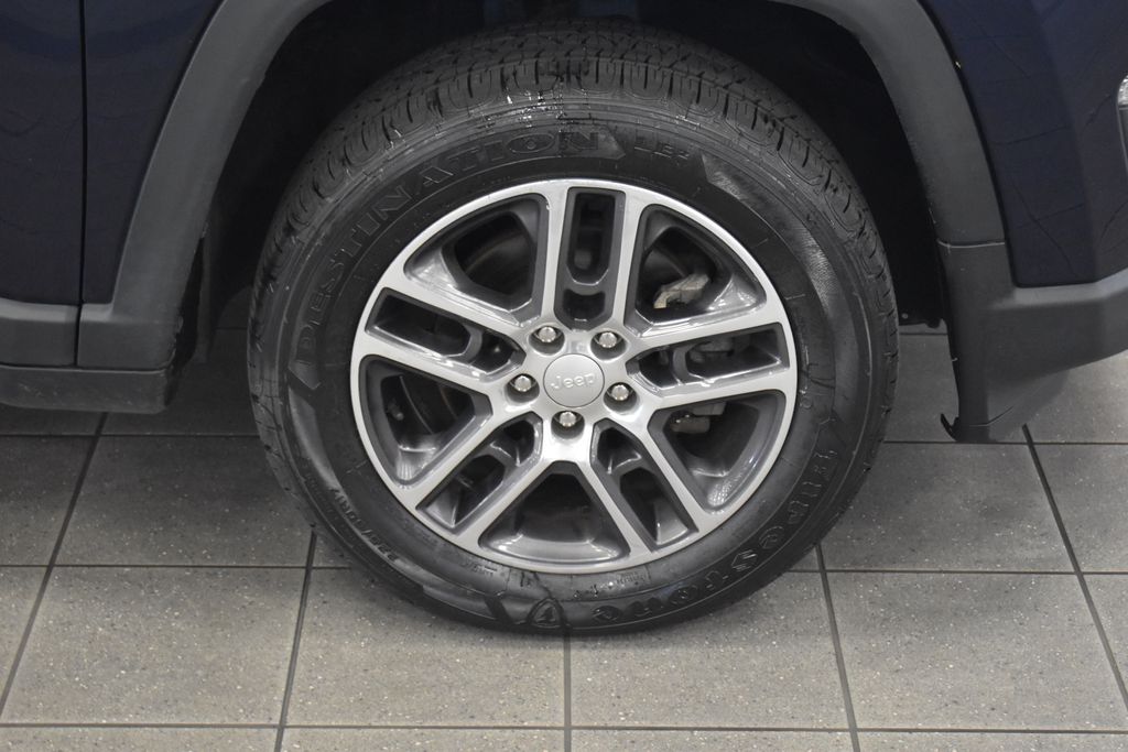 2020 Jeep Compass Latitude 11