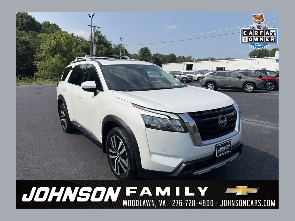 Everest White Pearl Tricoat 2025 Nissan Pathfinder SUV / Crossover All-Wheel Drive 9-Speed Automatic
