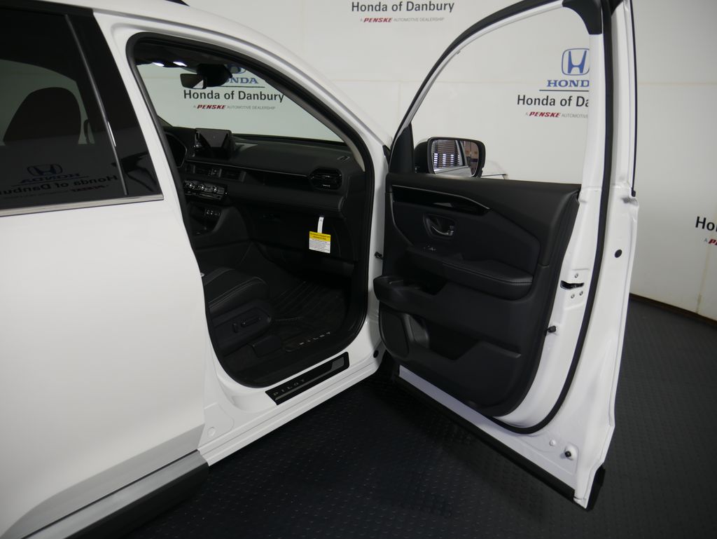 Thumbnail: 2026 Honda Pilot - 8